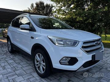Ford Kuga 1.5 TDCi 120Cv Titanium