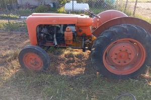 Trattore nuffield
