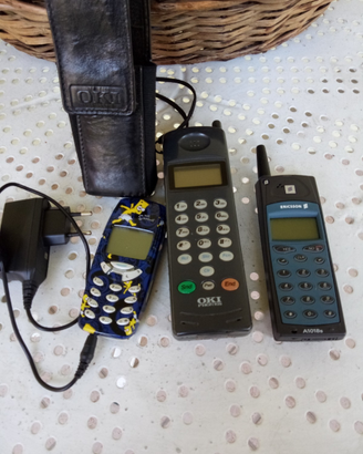 Cellulari vintage, nokia, ericsson, oki