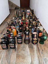 Collezione di bottiglie vintage