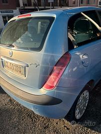 Lancia ypsilon 1300 multijet