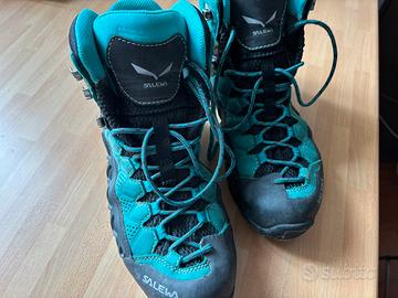 Scarponcini trekking