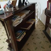 Libreria e bancone