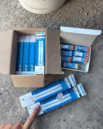 Lotto lampadine fluorescenti e alogene