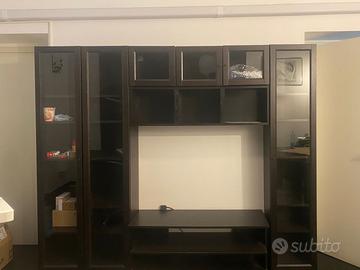 Parete attrezzata porta TV IKEA BESTÅ con vetrine