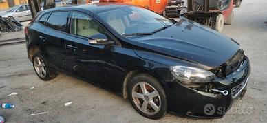 Ricambi per VOLVO V40 D2 2.0 tdi