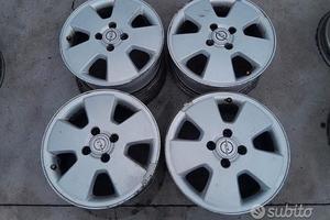 Cerchi In Lega Da 15" Per Opel Corsa C 2005