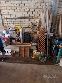 tavole, attrezzi per giardinaggio, edilizia