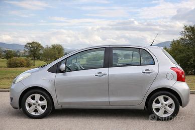 Toyota yaris 1.4 D-4D 90CV