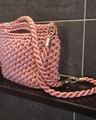 BORSA  Uncinetto fatta a mano