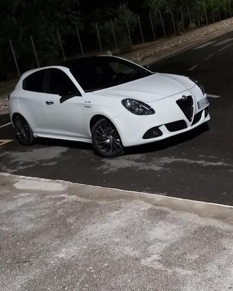 Alfa Romeo Giullietta 2013