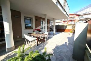 STREPITOSO PIANO TERRA CON GIARDINO