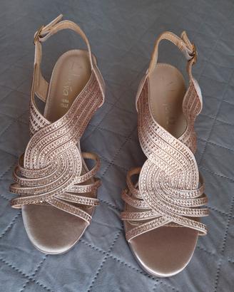 sandali con psiettes n37 ecopelle tacco 9 zeppa 2c