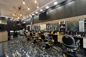 Negozio ristrutturato - Parrucchiere