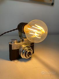 Lampada Macchina Fotografica Vintage Comet II