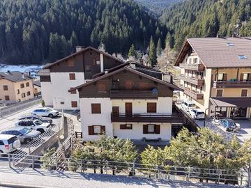 Appartamento di 94 m² con 3 locali e box auto a Va