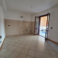 Villa con giardinetto