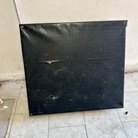 Pedana rialzata per retrobanco attività