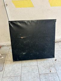 Pedana rialzata per retrobanco attività