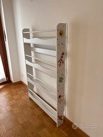Libreria da parete per bambini