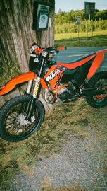KTM 125