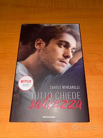 Libro tutto chiede salvezza 2025
