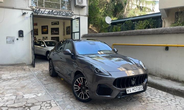 MASERATI Grecale MHEV 330 CV AWD Modena