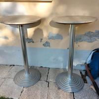 Tavoli da bar alti