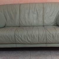 Divano e poltrona in vera pelle