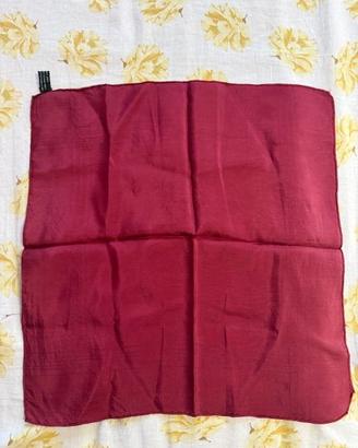 Fazzoletto Tie Rack in seta colore borgogna