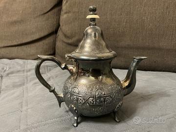 Teiera marocchina  in peltro