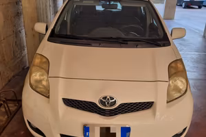 toyota yaris 2 serie 