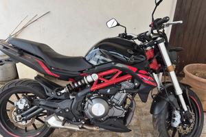 moto benelli 