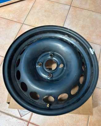 Cerchi in acciaio Toyota Aygo 15 Originali km0