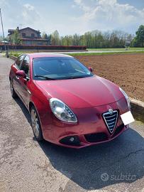 Alfa Romeo Giulietta 1.6 jdt anno 2013 Bordeaux