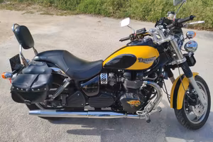 Triumph Speedmaster 800 (2004)