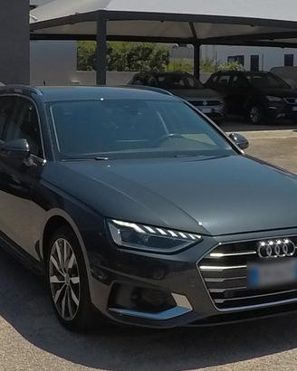 Audi A4 Avant 35 TDI/163 CV S tronic Business Adva