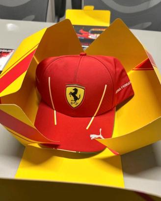 Cappello Ferrrari