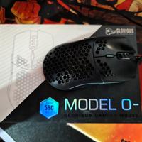 Glorious Model O- Matte Black con scatola
