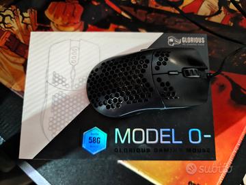 Glorious Model O- Matte Black con scatola
