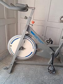 spin bike usata dechatlon