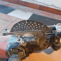 Smerigliatrice hilti 230 con sistema da taglio