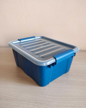 Scatola contenitore in plastica