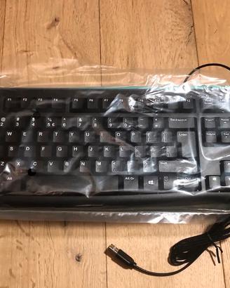 Tastiera Logitech layout internazionale NUOVA