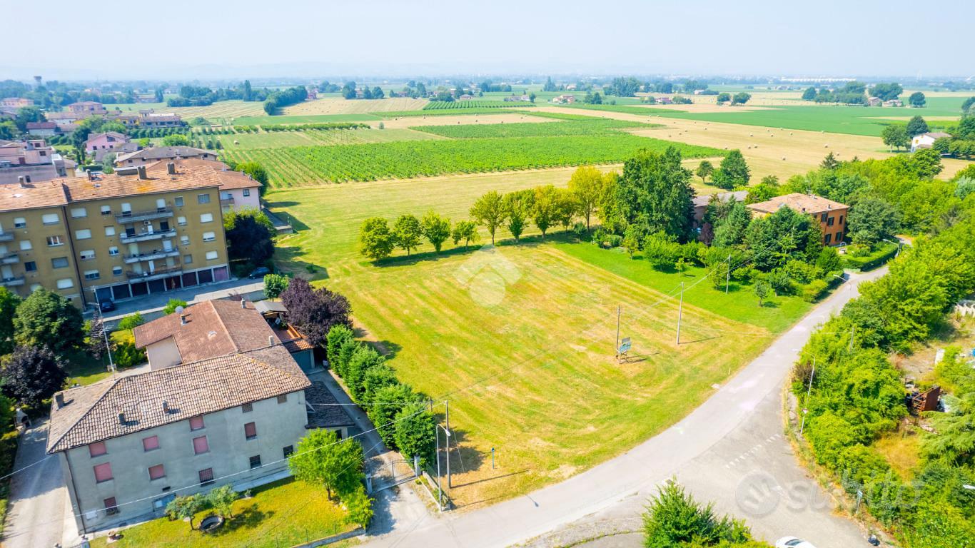 TER. RESIDENZIALE A REGGIO NELL'EMILIA - Vista 5