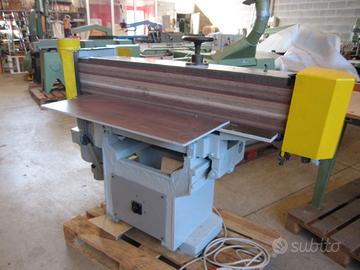 levigatrice verticale oscillante .