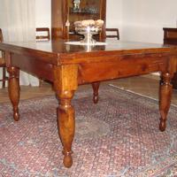 TAVOLO ROMAGNOLO DELL’ 800 + 10 SEDIE ABBINATE