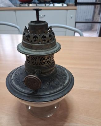 Lampada a petrolio