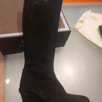 stivali pelle Cesare Paciotti