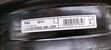 SET DI 4 CERCHI IN FERRO NISSAN 16"